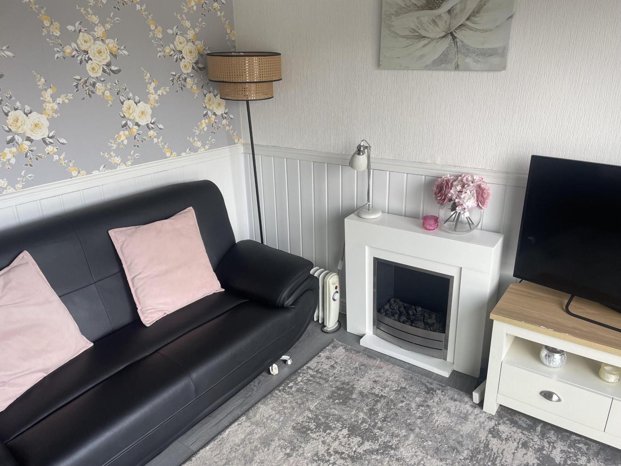 Charming Chalet Nestled In Heart Of Clarach Bay Aberystwyth Esterno foto