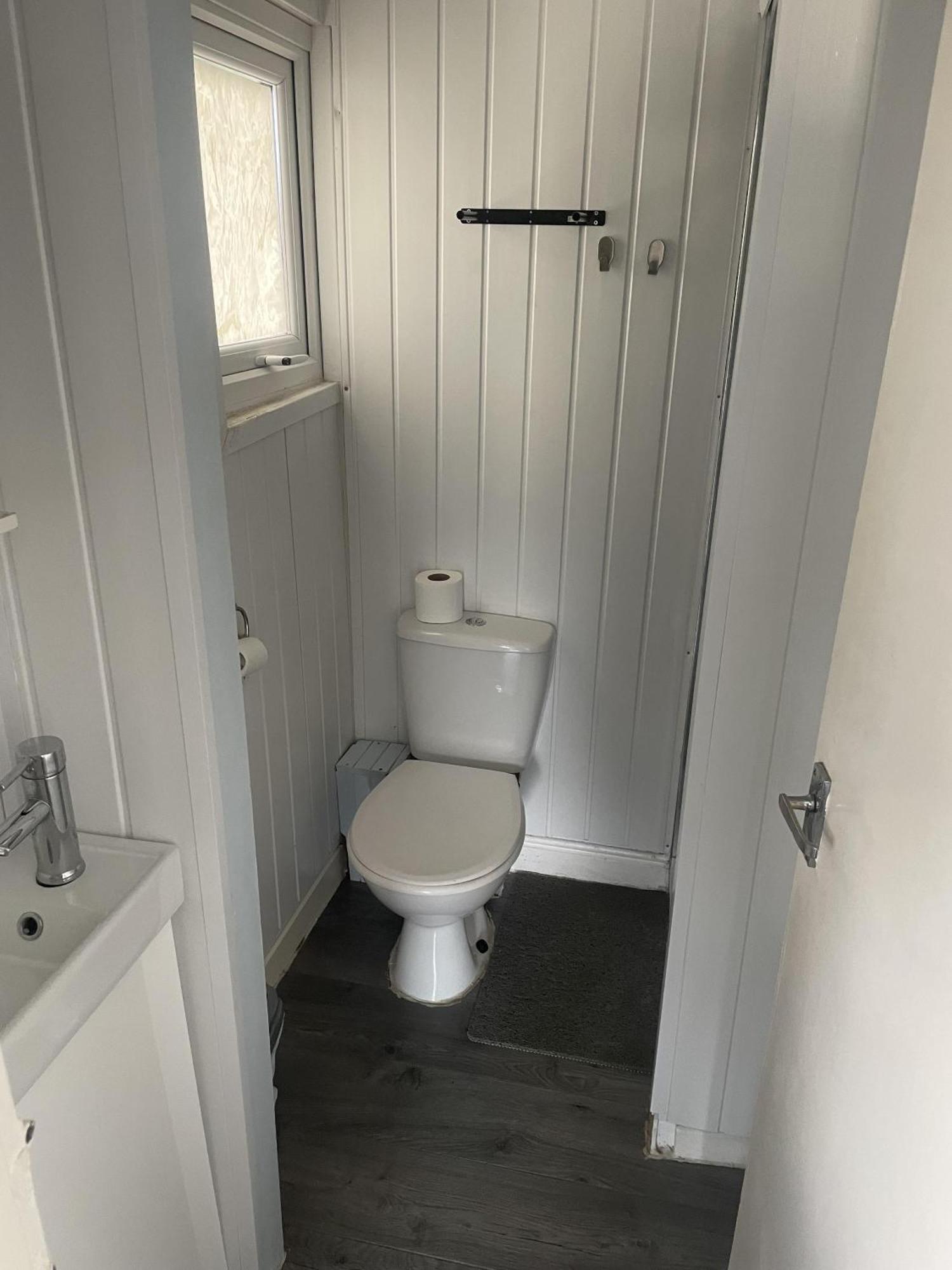 Charming Chalet Nestled In Heart Of Clarach Bay Aberystwyth Esterno foto